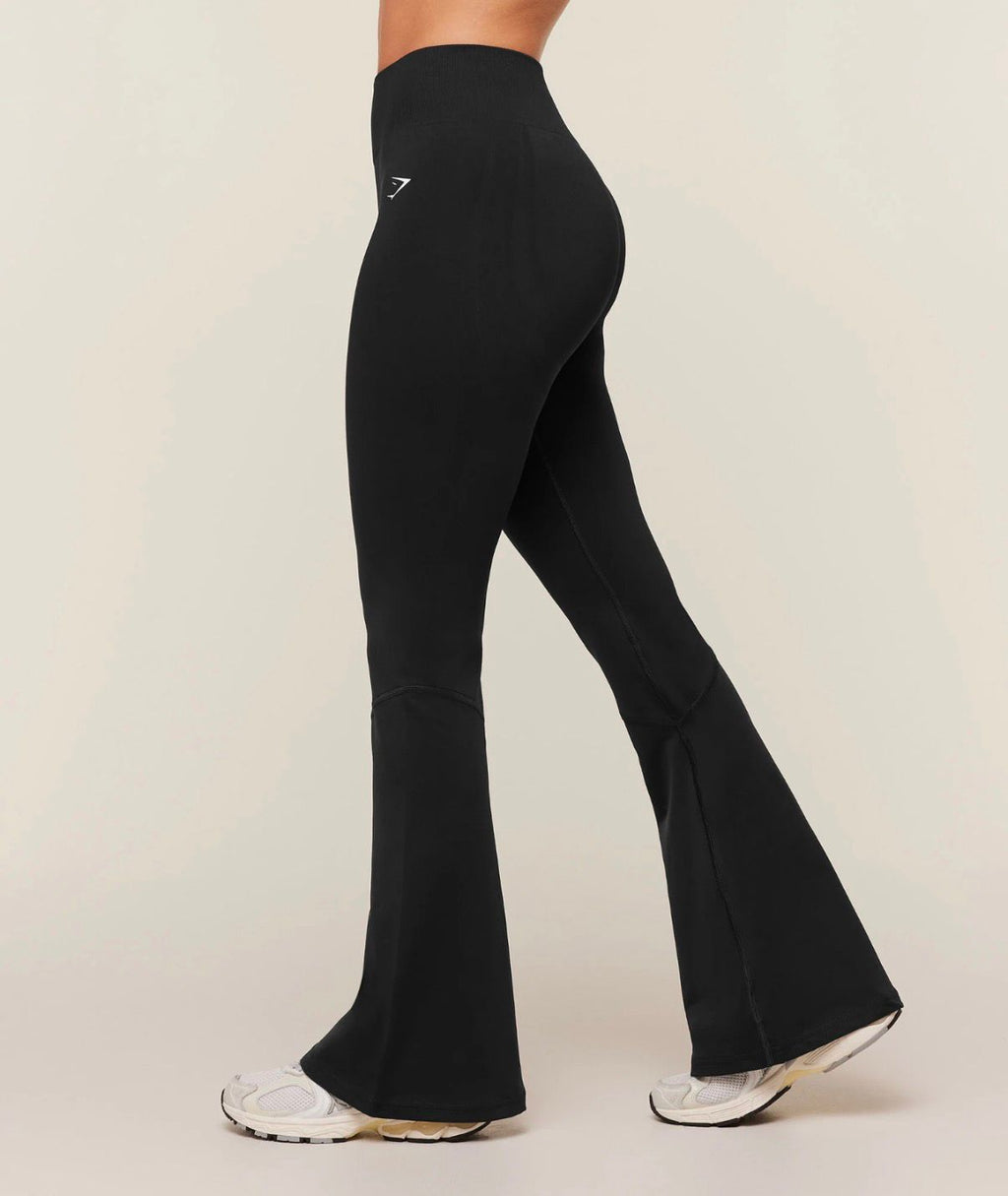 Light Hold Flared Leggings